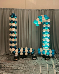 9A28C307 90E4 4BA7 87E0 D4D5714D6777 1757702817 Large Framed Number/Letter Basic Balloon Sculpture