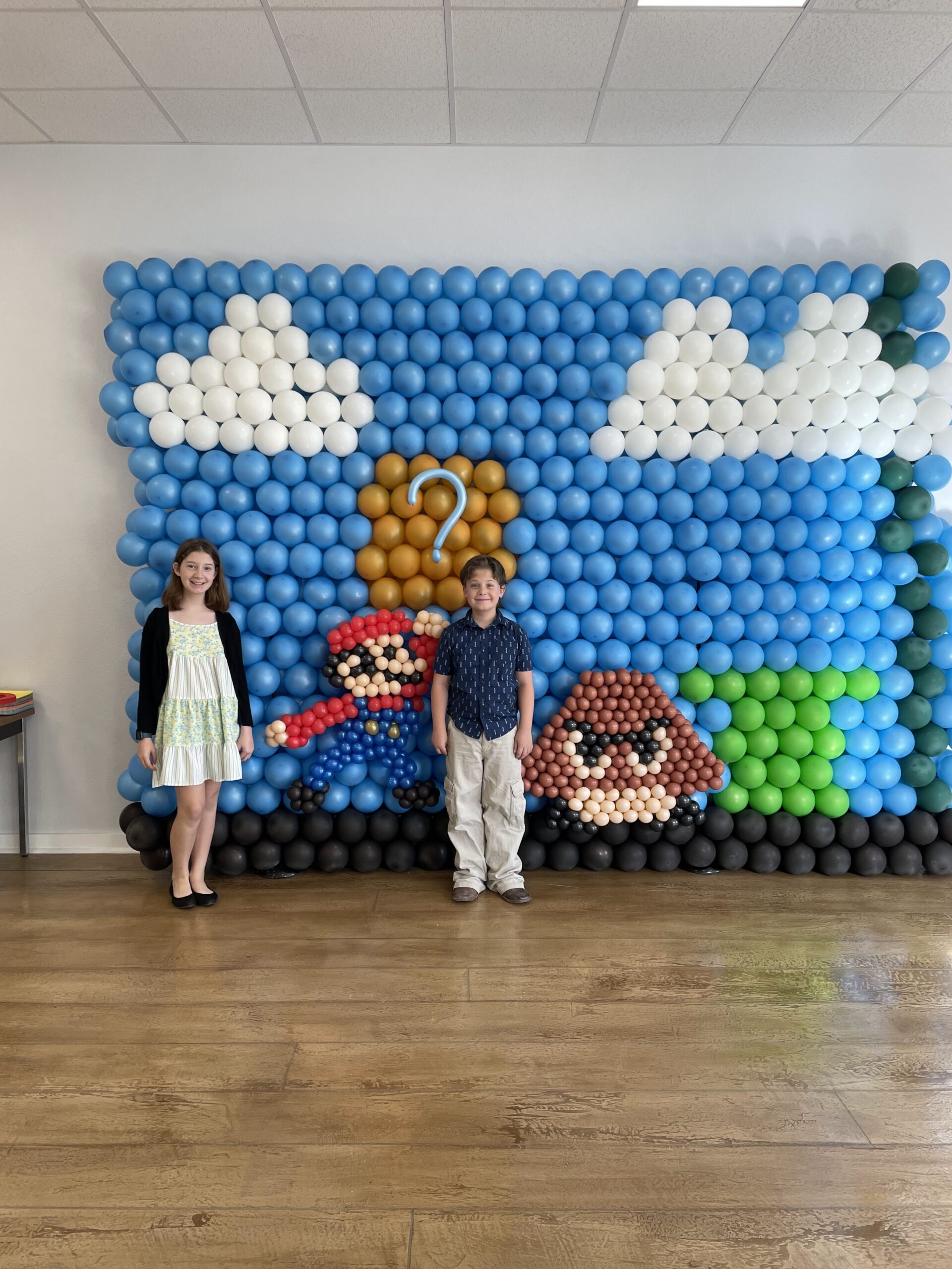 Mario themed balloon wall created by Balloon Man in Canyon Lake Texas