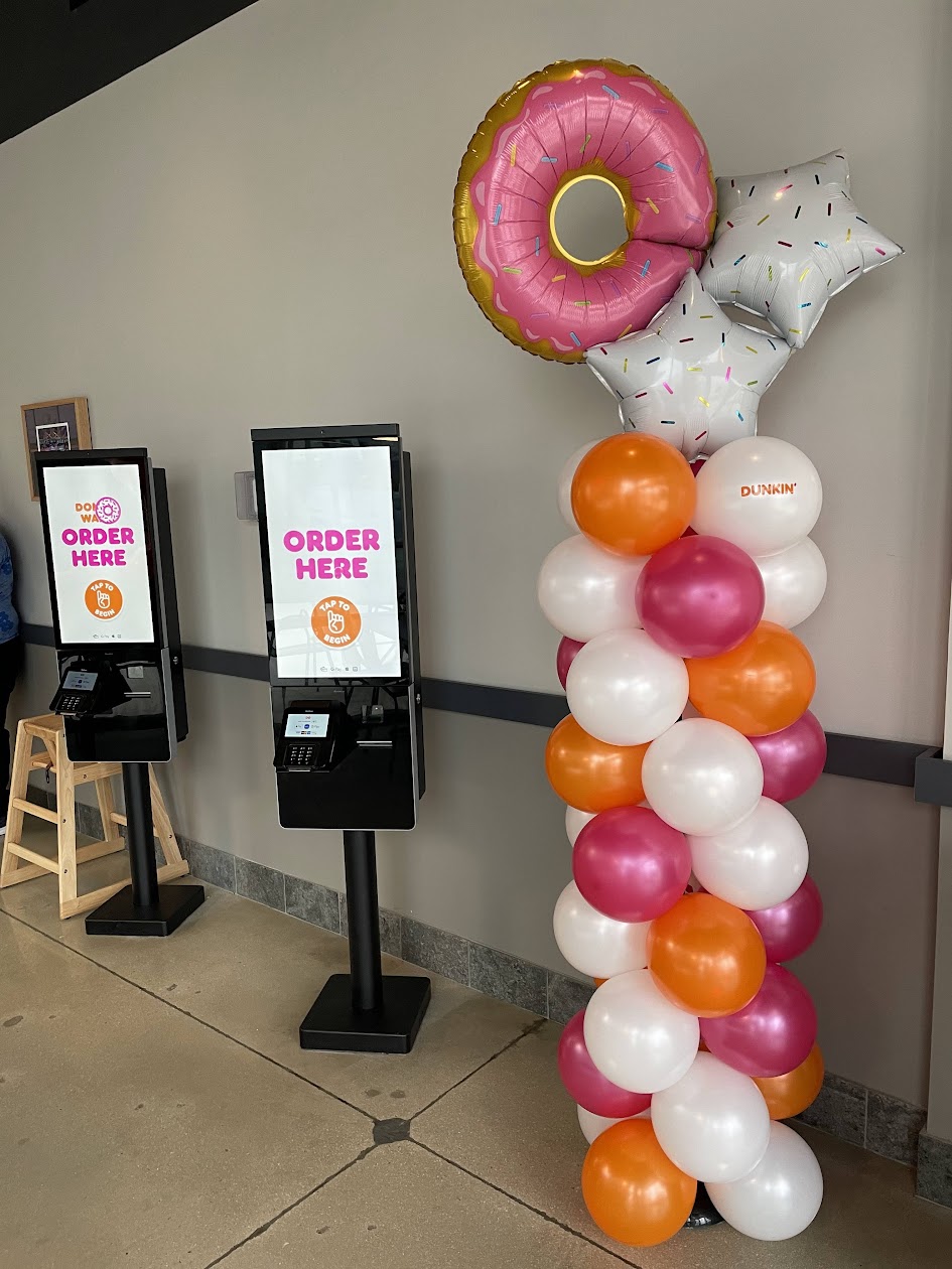 Grand opening balloon columns created by Balloon Man
