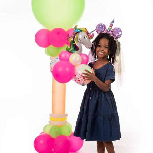 Photo-Birthday-Unicorn-and-girl-07-scaled.jpg